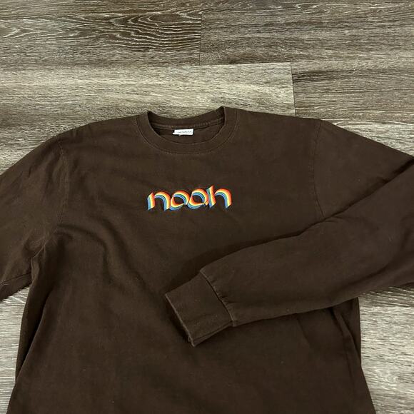 EUC Noah NYC Embroidered Rainbow Logo Brown Long Sleeve T-Shirt Sz M Streetwear - Picture 8 of 13